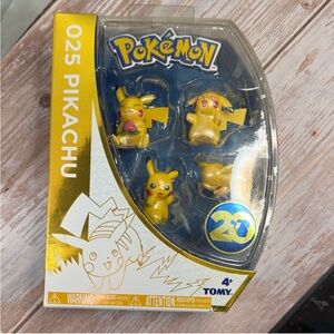 Pokémon Pikachu 20th Anniversary Figure Set - Yellow